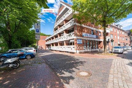 Anfragen bitte vorab per Mail - Stadtmitte! DG-Wohnung mit Balkon in zentraler Innenstadtlage von Emden!