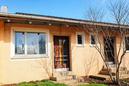 EIN HAUS FÜR NEUE IDEEN: DHH in Wittershausen - Vöhringen Sigmarswangen