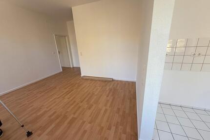 2-ZimmerWhg renoviert mit neuer EBK Chemnitz Sonnenberg