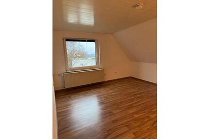 Helle Dachgeschosswohnung in Lüdenscheid - frei ab 01.06.2026