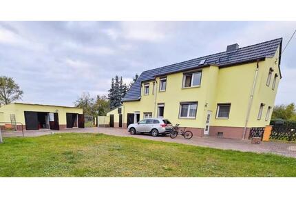Einfamilienhaus 120m² + Garagen + Nebengelass Grundstück 3300m² - Delitzsch