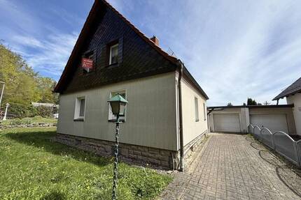 Familienhaus mit tollem Garten und Potenzial! - Rodeberg Lengenfeld unterm Stein