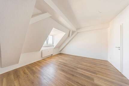 Wohnung zum Mieten in Dresden 1.099,00 € 76 m²