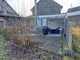 Einfamilienhaus mit großer Scheune und großem Grundstück - Steinefrenz