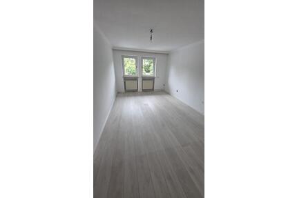 Zimmer in Wohngemeinschaft - 550,00&nbsp;EUR Kaltmiete, ca.&nbsp; 15,00&nbsp;m&sup2; in Reinbek (PLZ: 21465)