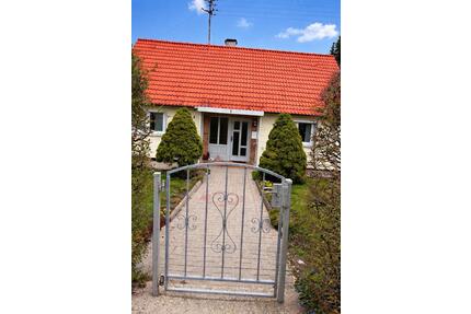 Attraktives freistehendes Einfamilienhaus mit großem Garten - Schwäbisch Hall