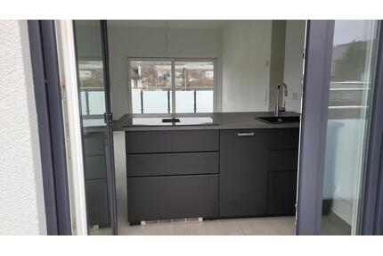 Stilvolle Dreizimmerwohnung im DG mit Balkon - Sinn