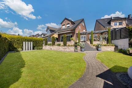 Familienparadies - Traumhaftes Einfamilienhaus mit wunderschönem Garten & sonniger Terrasse - Mönchengladbach Rheydt-West
