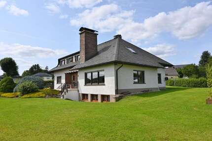 Haus zum Kaufen in Bleialf 399.000,00 € 250 m²