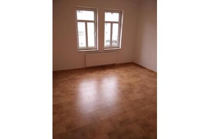 Schöne Altbauwohnung mit Balkon, Garten und Stellplatz - Jena