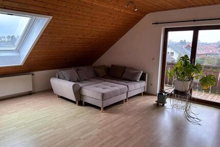 Helle 4 Zimmer Wohnung mit Balkon und Stellplatz zu vermieten - Wildberg