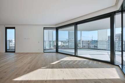 Wohnung zum Kaufen in Rosenheim 999.000,00 € 161 m²