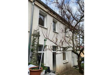 Kleine Maisonette Wohnung mit eigenem Zugang - Köthen (Anhalt)