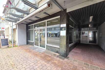 Einzelhandel in Sinsheim 955,00 € 65.7 m²