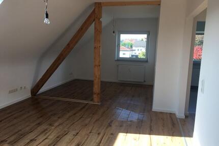 Schöne Dachgeschoss - Wohnung in Saarbrücken-Eschringen - Nohfelden