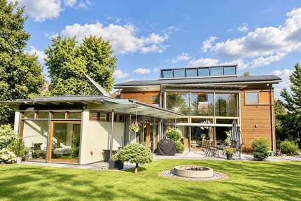 Haus zum Kaufen in Pirna OT Graupa 1.650.000,00 € 355 m²