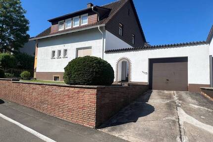 Top-Gelegenheit! Gepflegtes Ein-Zweifamilienhaus mit schönem Garten in Meisenheim zu verkaufen.