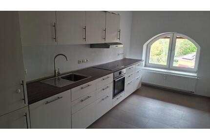 Helle frisch renovierte 100qm - Wohnung mit Garten – zentrumsnah - Hildburghausen