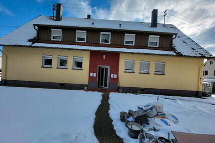4 Wohnungen Mehrfamilienhaus in Wehingen 78564