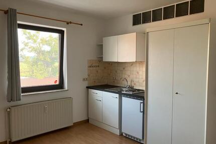 1 Zimmer Appartement - 325,00&nbsp;EUR Kaltmiete, ca.&nbsp; 30,00&nbsp;m&sup2; in Bückeburg (PLZ: 31675)