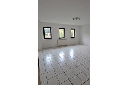 schöne hell Wohnung - 670,00&nbsp;EUR Kaltmiete, ca.&nbsp; 95,00&nbsp;m&sup2; in Feldatal (PLZ: 36325)