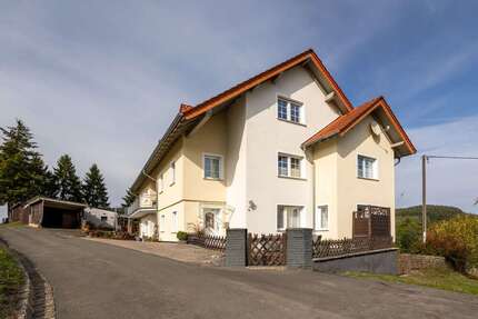 Haus zum Kaufen in Oberstadtfeld 625.000,00 € 349 m²