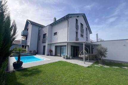 Exklusives Wohnen mit Pool – Luxuriöses Haus + weitere Optionen - Rheinhausen Oberhausen