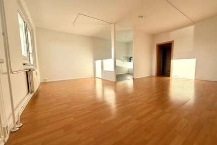 Wohnung zum Mieten in Plauen 626,50 € 125.3 m²