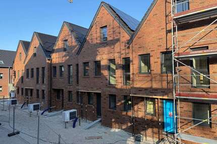 Haus zum Mieten in Edewecht - Friedrichsfehn 1.580,00 € 121.32 m²