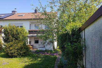 Erdgeschoßwohnung mit eingewachsenem Garten - Kaufbeuren