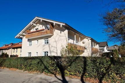 Traumlage: Helle 3-Zimmer Wohnung in Flintsbach mit Balkon - Flintsbach am Inn