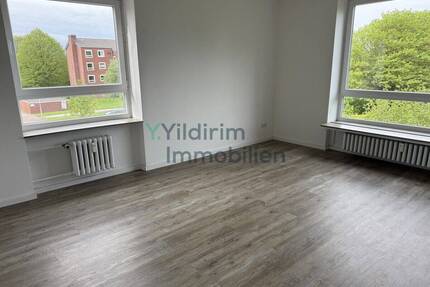 4-Zimmer-Wohnung mit Balkon - 98 m² Wohnkomfort in ruhiger Lage von Cuxhaven-Süderwisch - Cuxhaven / Süderwisch