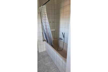 Vermiete 4 ZKB-Wohnung mit 80 m² in Elversberg - Neunkirchen Heinitz