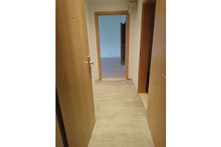 Wohnung zum Mieten in Brehna 318,50 € 49 m²