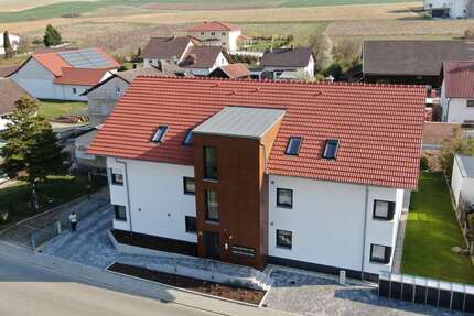 Wohnung zum Mieten in Leiblfing 740,00 € 82.68 m²