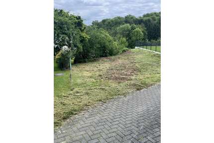 Grundstück zu verkaufen in Neunkirchen-Seelscheid 150.000,00 € 572 m²