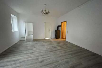 Haus zum Mieten in Schlagsdorf 4.500,00 € 504 m²