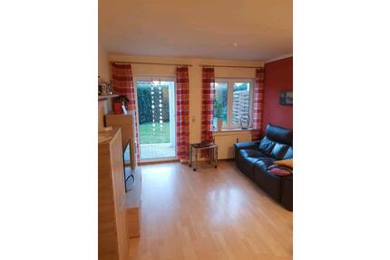 helle 2 Zimmer Wohnung in Wackersdorf