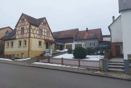 Charmantes Fachwerkhaus mit Potenzial in Eggolsheim OT Kauernhofen