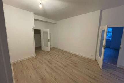 Wohnung zum Mieten in Naumburg 735,00 € 70.28 m²