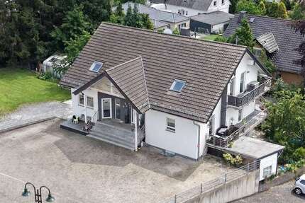 Haus zum Kaufen in Ransbach-Baumbach 820.000,00 € 280 m²
