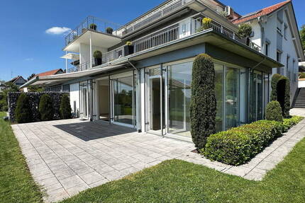 Exclusive 3-Zimmer-Wohnung mit Panoramablick über den Bodensee und die Schweizer Alpen. - Markdorf