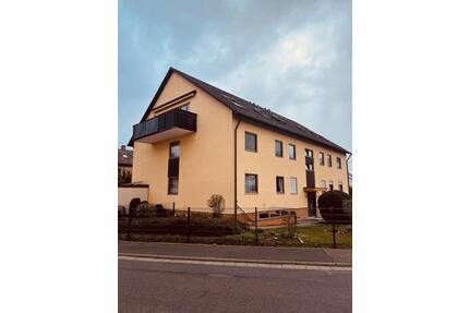 3,5 Zimmer Wohnung - 208.000,00&nbsp;EUR Kaufpreis, ca.&nbsp; 85,00&nbsp;m&sup2; in Sennfeld (PLZ: 97526)
