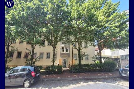 Gute Lage in Östliche Altstadt: freundliche 2-Zimmer-Wohnung + Tageslichtbad m. Wanne + Abstellraum - Rostock Stadtmitte