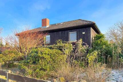 ...mit Einbauküche und Schwimmteich - Seehausen Beuster