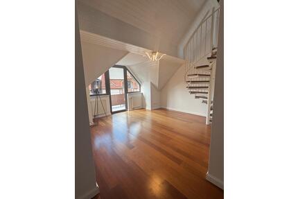 Extravagante Maisonette mit Galerie + Tiefgaragenstellplatz - Kaiserslautern Betzenberg