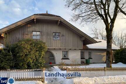 Haus zum Kaufen in Salzweg 749.000,00 € 278 m²