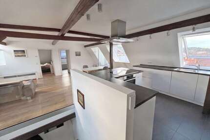 Wohnung zum Kaufen in Stuttgart 675.000,00 € 110 m²