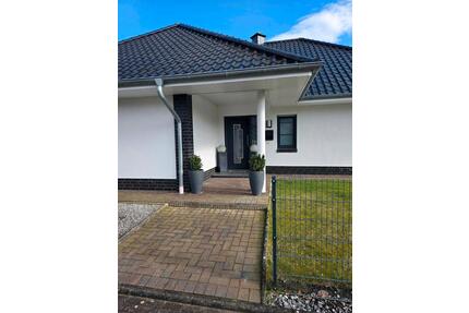 Haus Bungalow - 400.000,00&nbsp;EUR Kaufpreis, ca.&nbsp; 137,00&nbsp;m&sup2; in Molbergen (PLZ: 49696)