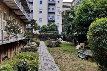 Wohnung zum Mieten in Halle 290,00 € 25 m²